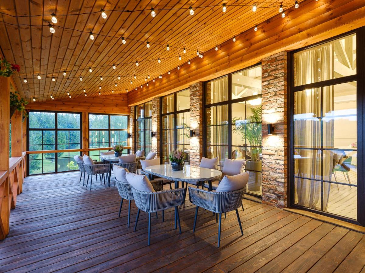 5 Stories Inkartai Exterior foto